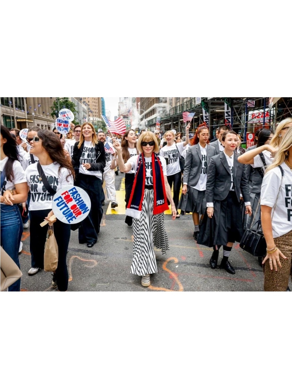 THOM BROWNE Let's Win This Harris for President 2024 Scarf - SOLD OUT! - Picture 6 of 7